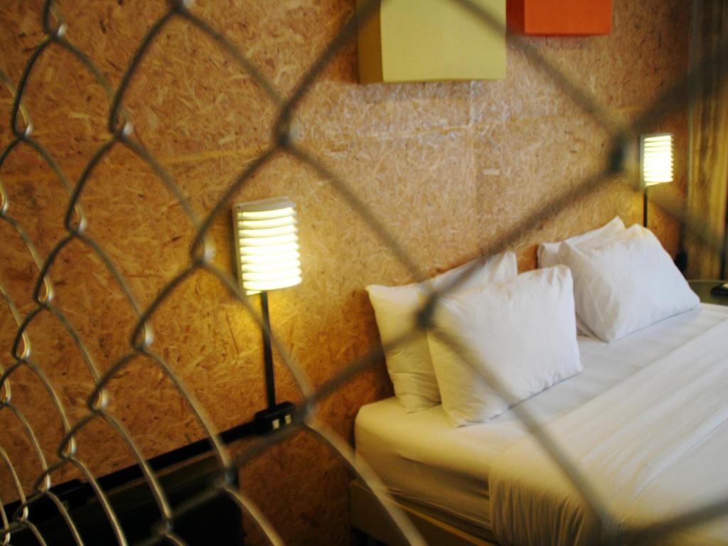 Baan Saladaeng Boutique Guesthouse Bangkok Ruang foto