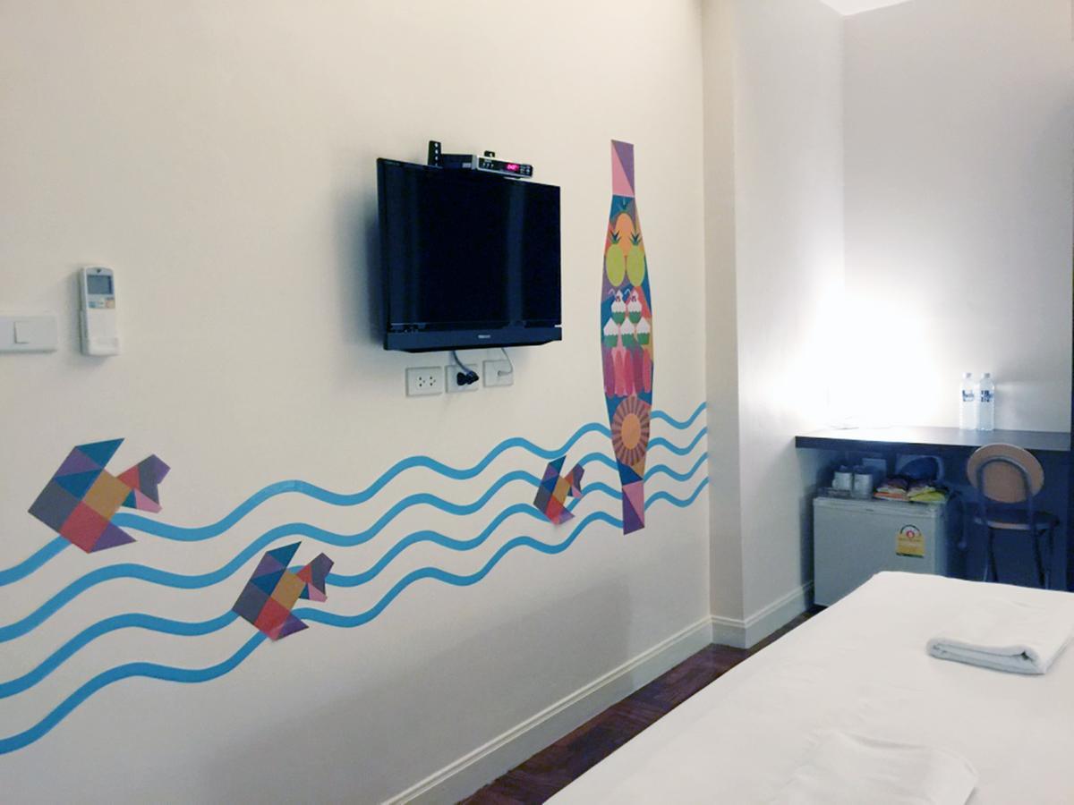 Baan Saladaeng Boutique Guesthouse Bangkok Bagian luar foto